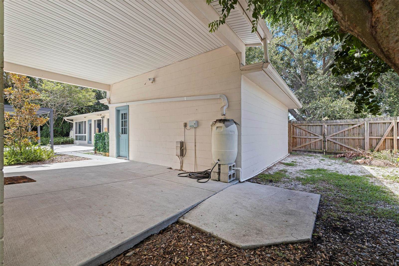 211 60TH Avenue South, Saint Petersburg, FL 33705