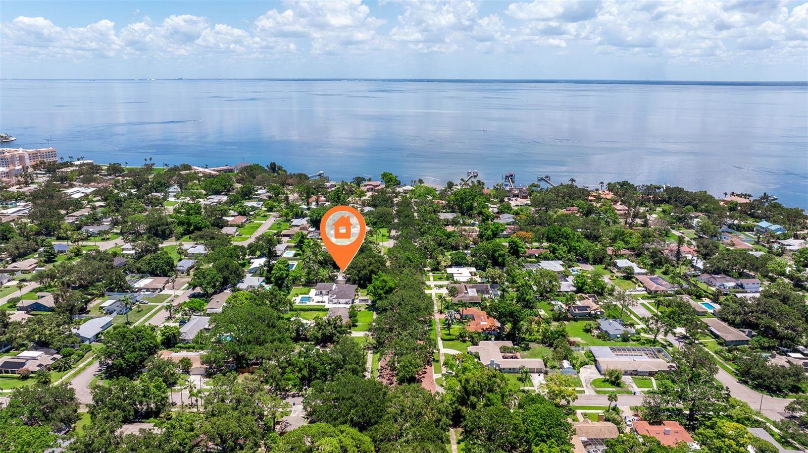 211 60TH Avenue South, Saint Petersburg, FL 33705