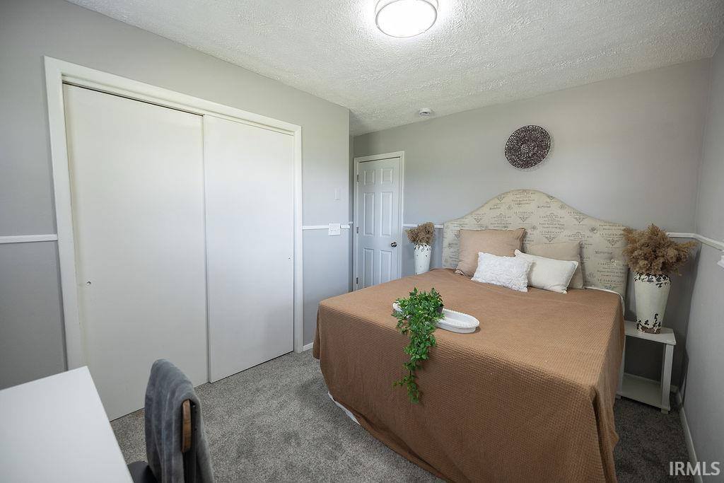 7700 S County Road 200 W, Muncie, IN 47302