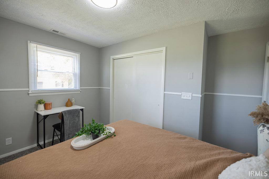 7700 S County Road 200 W, Muncie, IN 47302