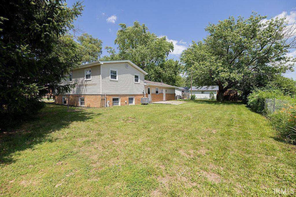 7700 S County Road 200 W, Muncie, IN 47302