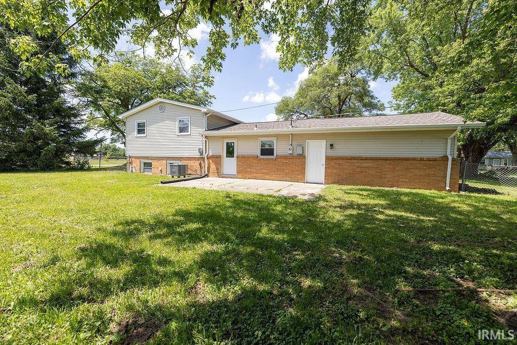 7700 S County Road 200 W, Muncie, IN 47302