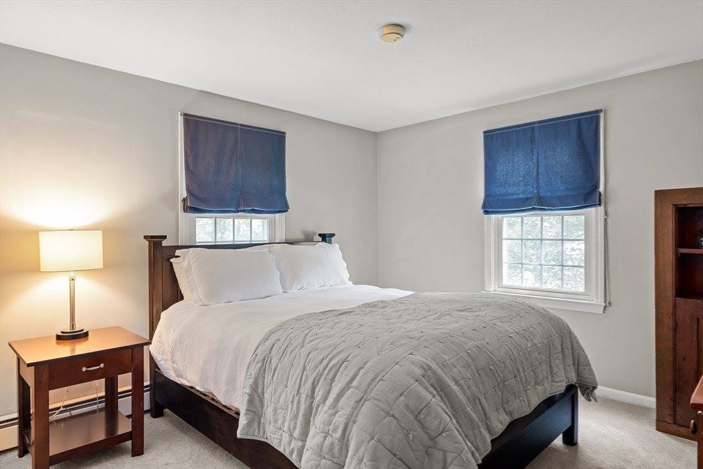 4 Noel Rd, Andover, MA 01810