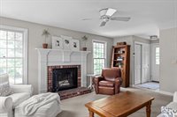 4 Noel Rd, Andover, MA 01810