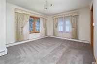 1635 Eastmere Drive, Davenport, IA 52803