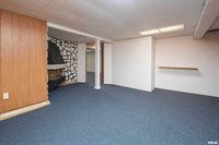 1635 Eastmere Drive, Davenport, IA 52803