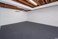 1635 Eastmere Drive, Davenport, IA 52803