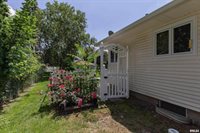 1635 Eastmere Drive, Davenport, IA 52803