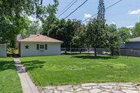 1635 Eastmere Drive, Davenport, IA 52803