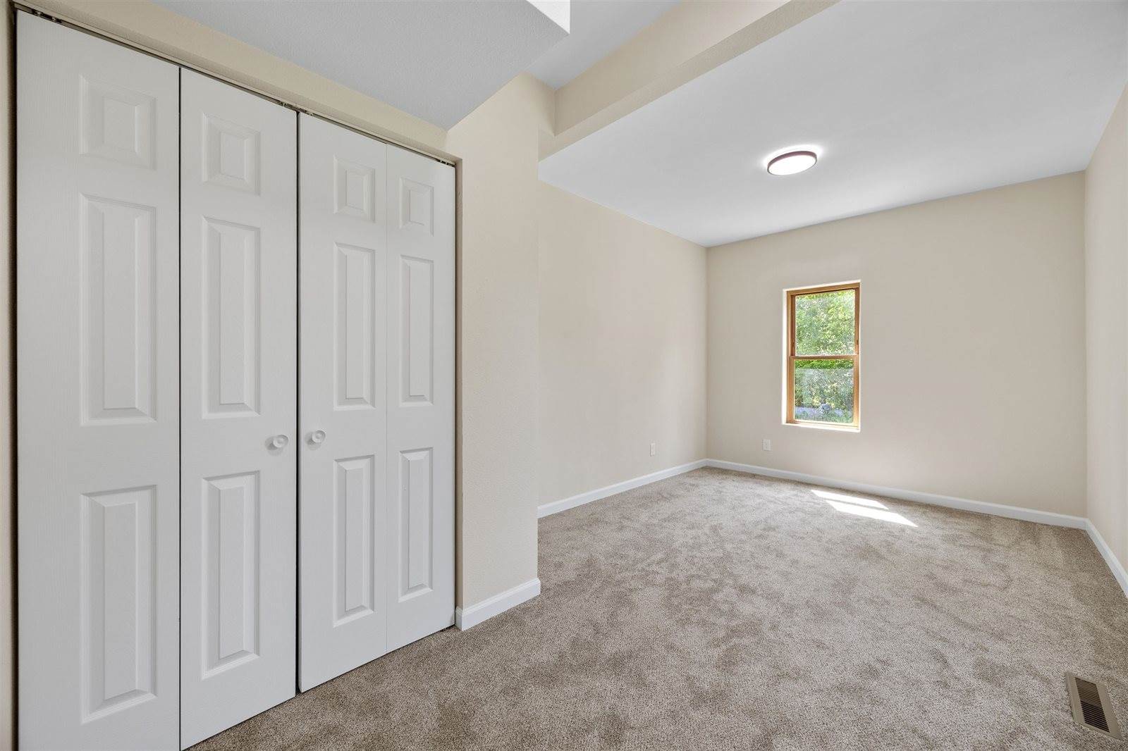 10618 State Highway 161, Amherst Junction, WI 54407