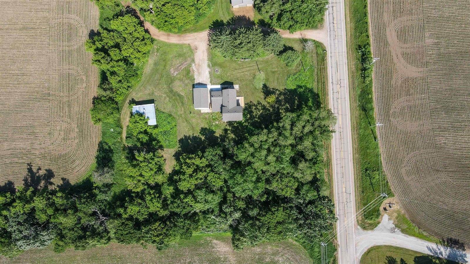 10618 State Highway 161, Amherst Junction, WI 54407
