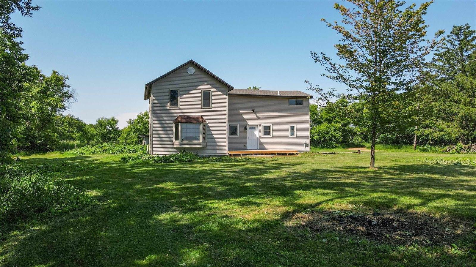 10618 State Highway 161, Amherst Junction, WI 54407