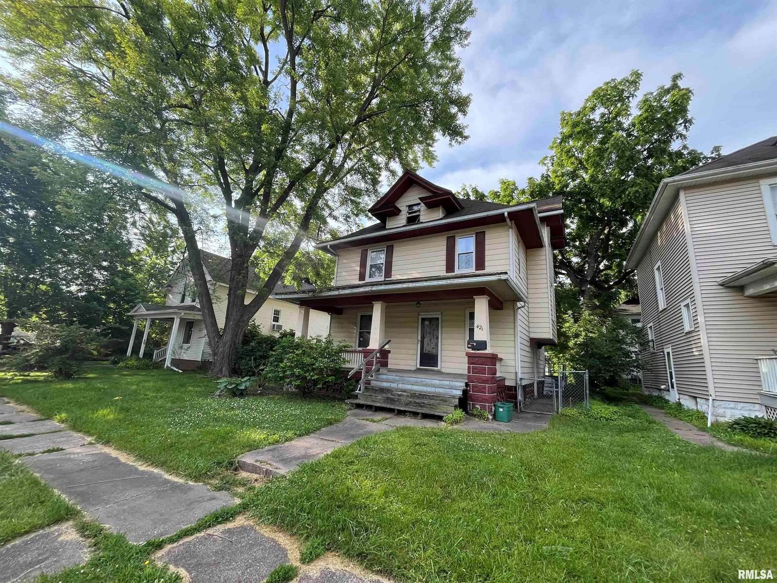 421 West 17TH Street, Davenport, IA 52803