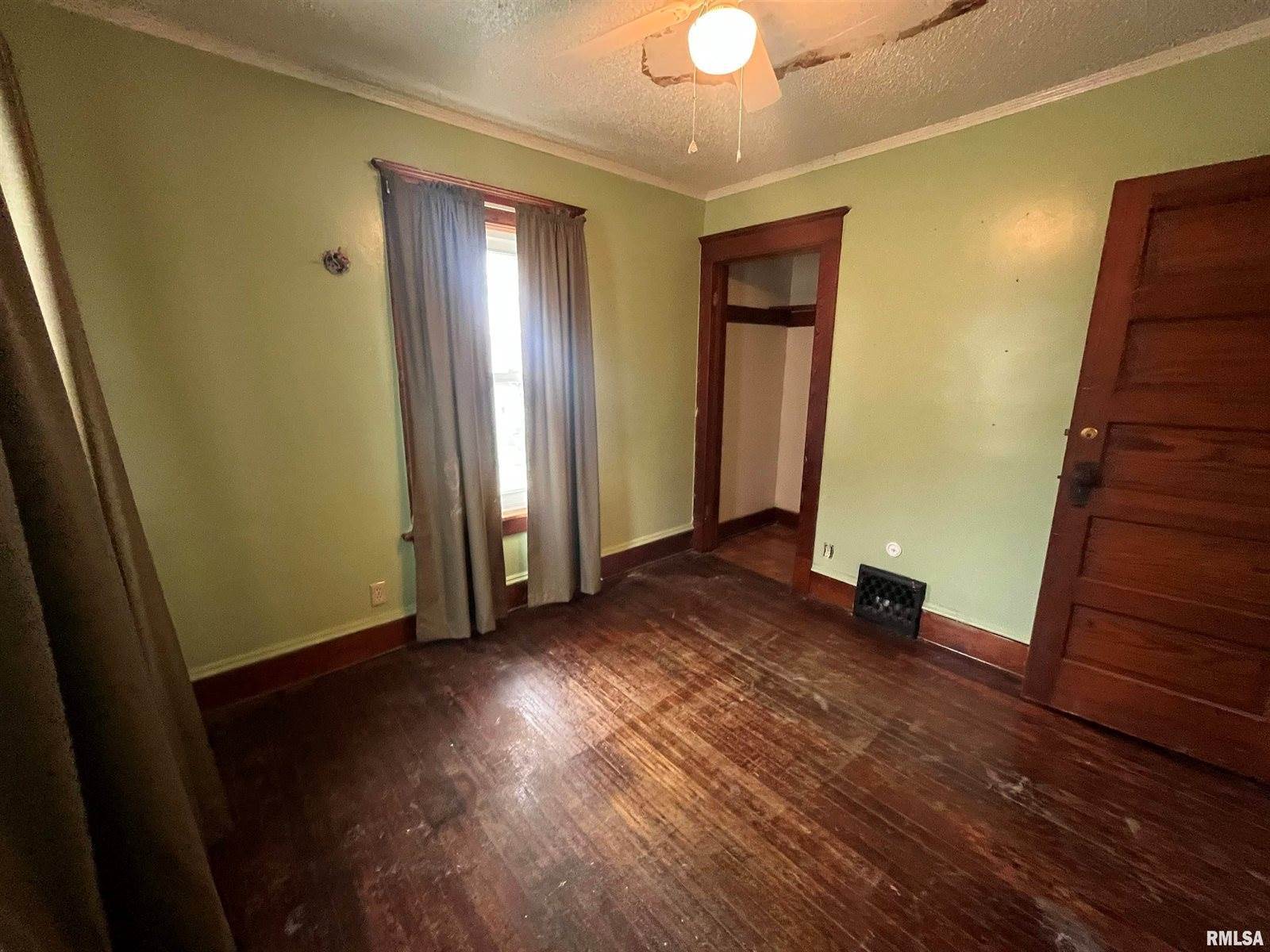 421 West 17TH Street, Davenport, IA 52803