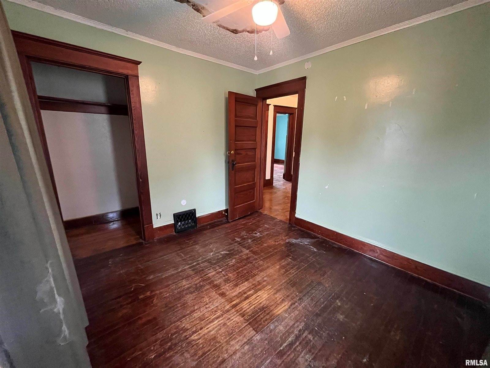 421 West 17TH Street, Davenport, IA 52803