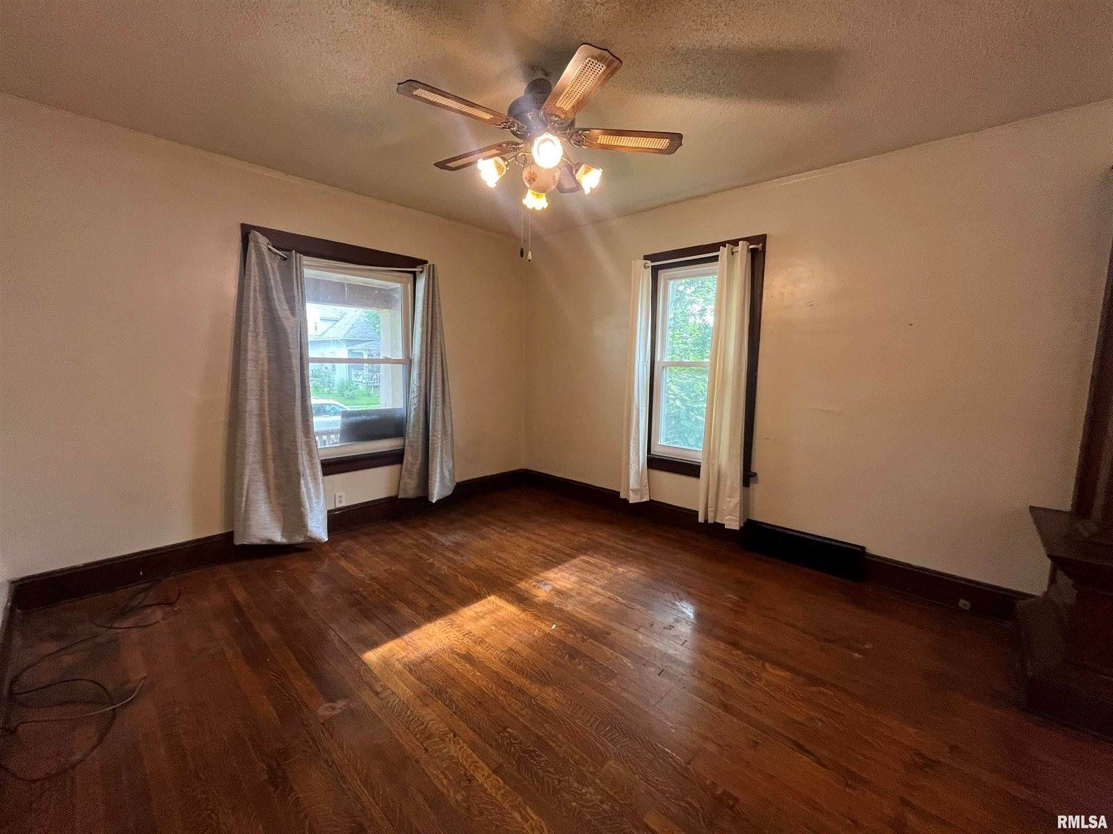 421 West 17TH Street, Davenport, IA 52803