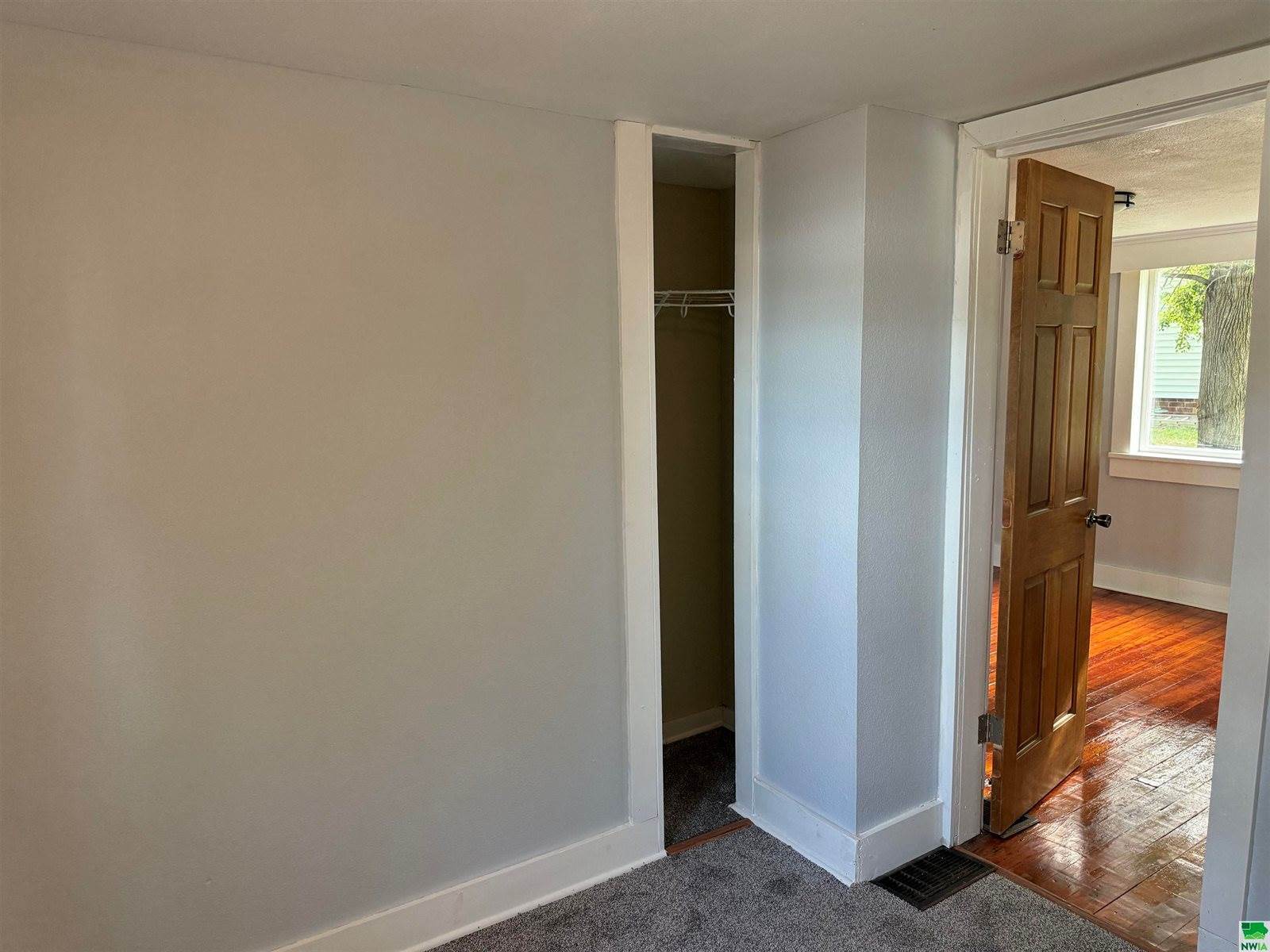 541 E Maple Dr., Hartley, IA 51346