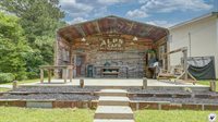 1067 Beaver Lake Dr, Texarkana, TX 75501