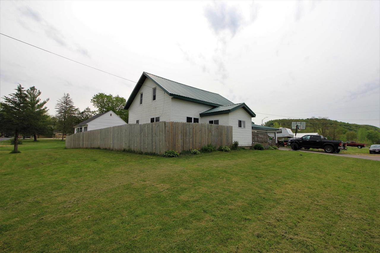 206 S Silver STREET, La Farge, WI 54639