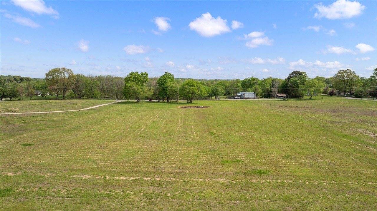 Cemetery Road, Bowling Green, KY 42103