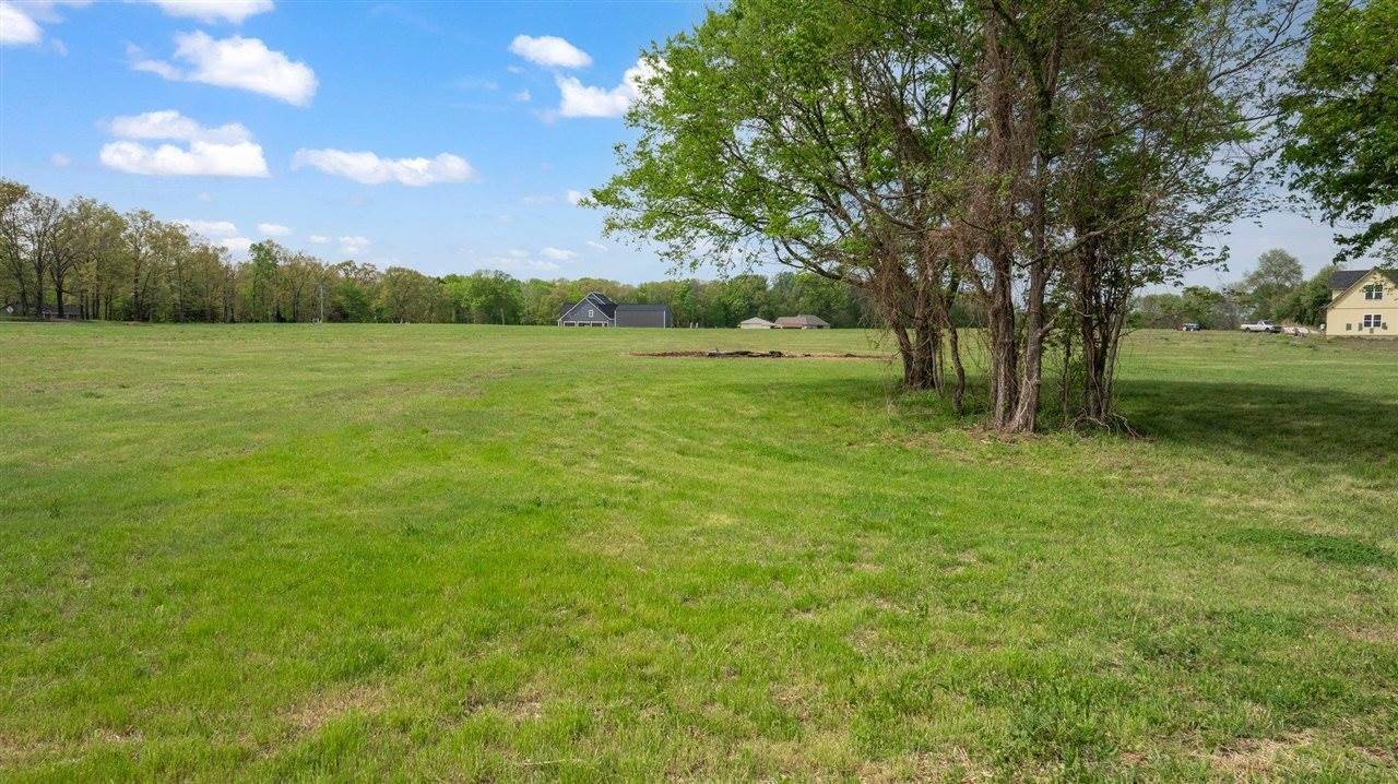 Cemetery Road, Bowling Green, KY 42103