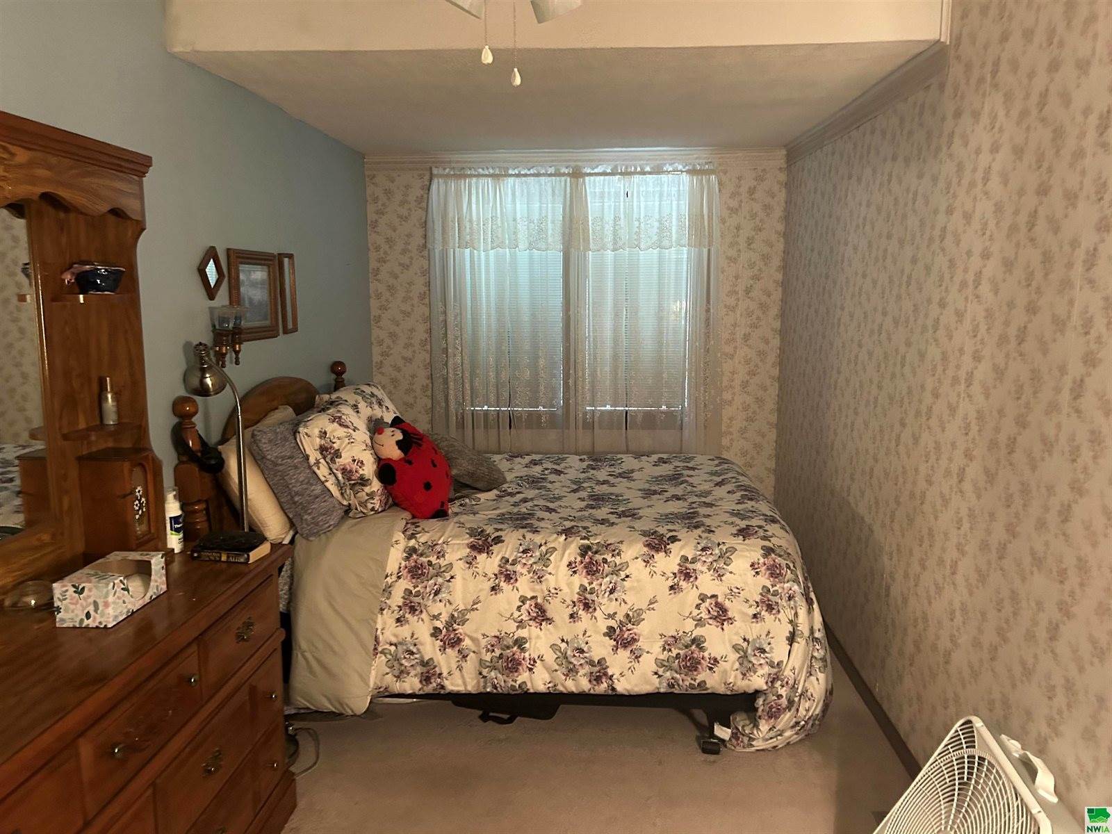 2221 Fairbanks St., Sioux City, IA 51109