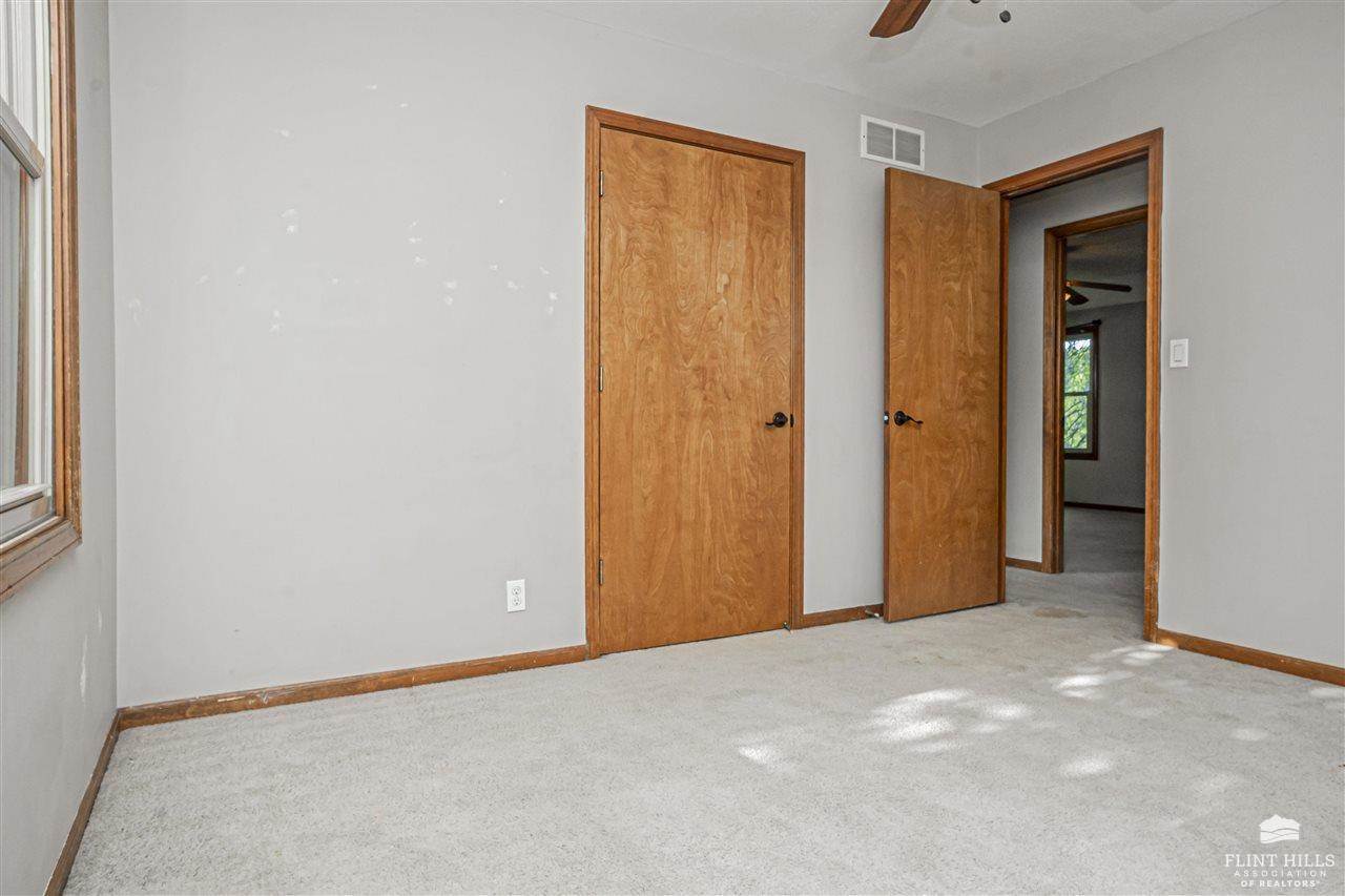 132 North Kiowa Court, Junction City, KS 66441