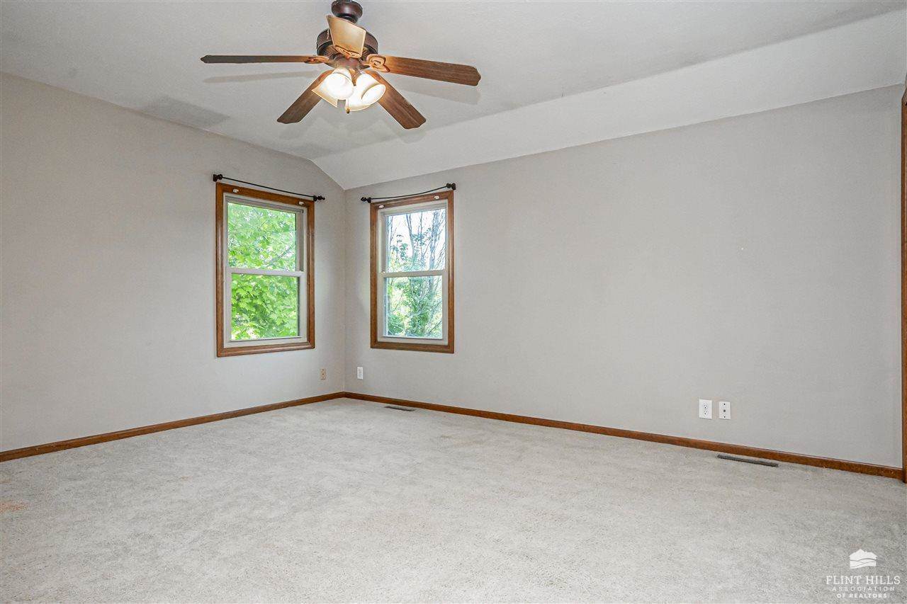 132 North Kiowa Court, Junction City, KS 66441