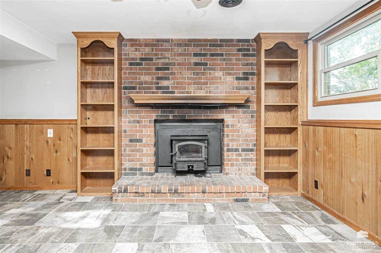 132 North Kiowa Court, Junction City, KS 66441