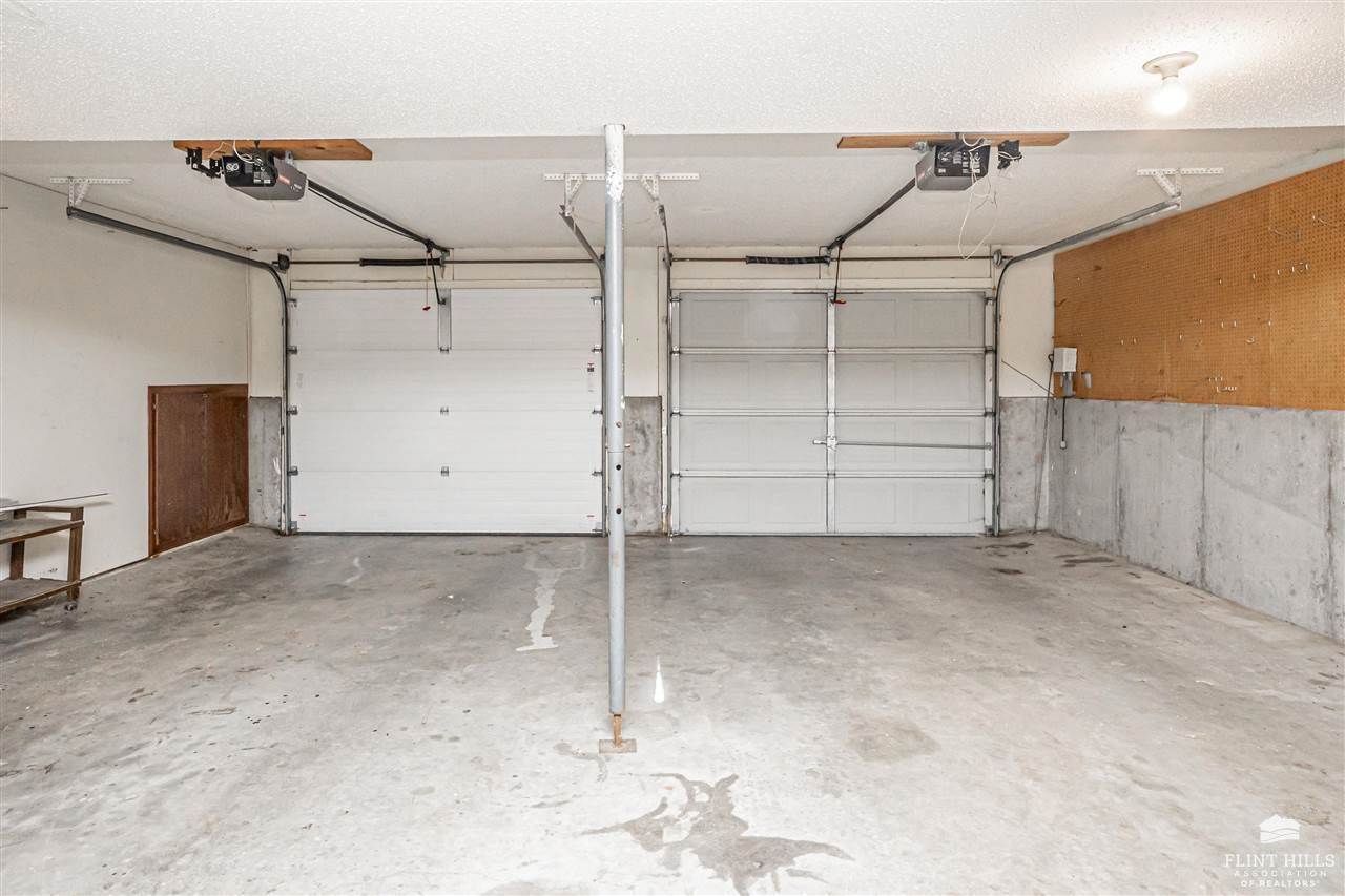 132 North Kiowa Court, Junction City, KS 66441