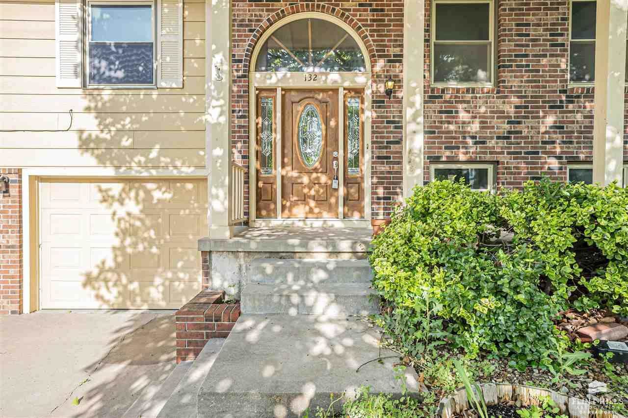 132 North Kiowa Court, Junction City, KS 66441