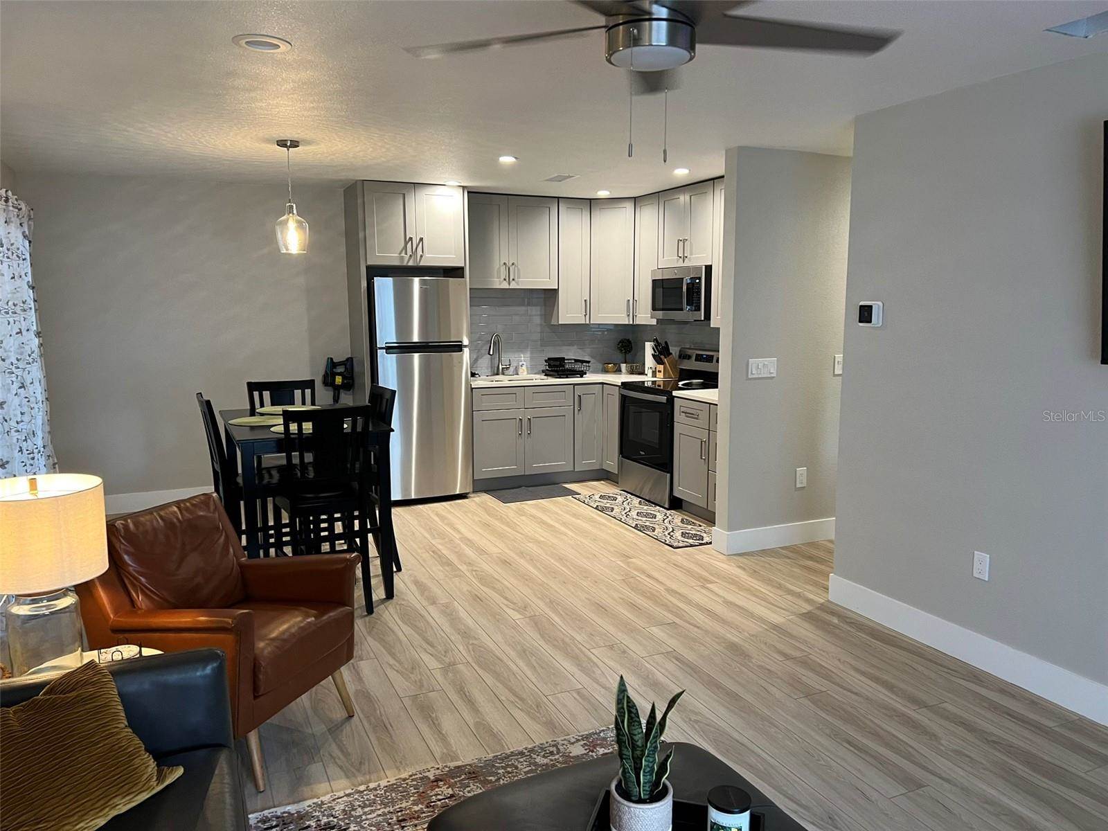 302 19th St. East, Bradenton, FL 34208