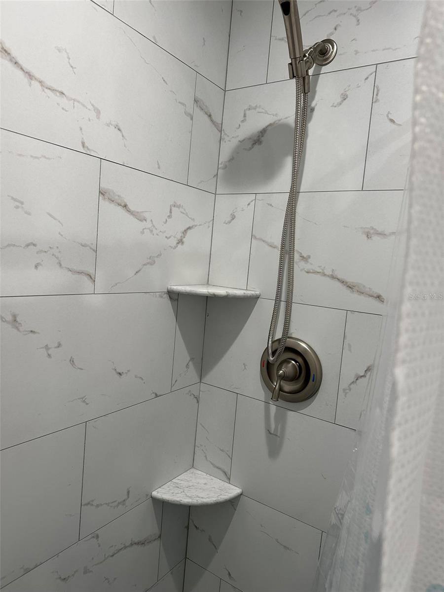 306 19th St. East, Bradenton, FL 34208