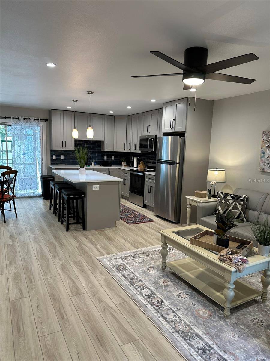 306 19th St. East, Bradenton, FL 34208