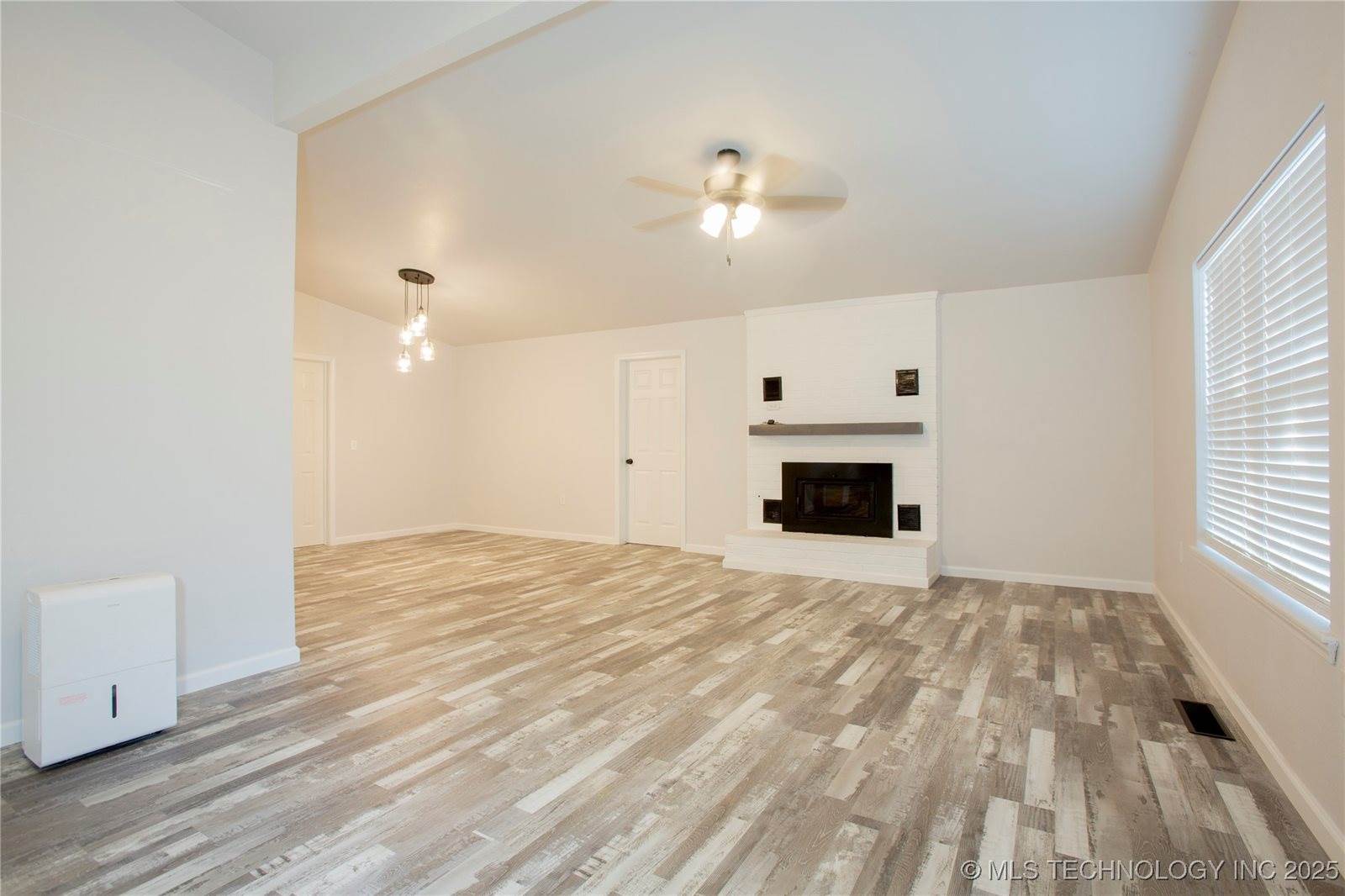 622 Lakeside, Checotah, OK 74426