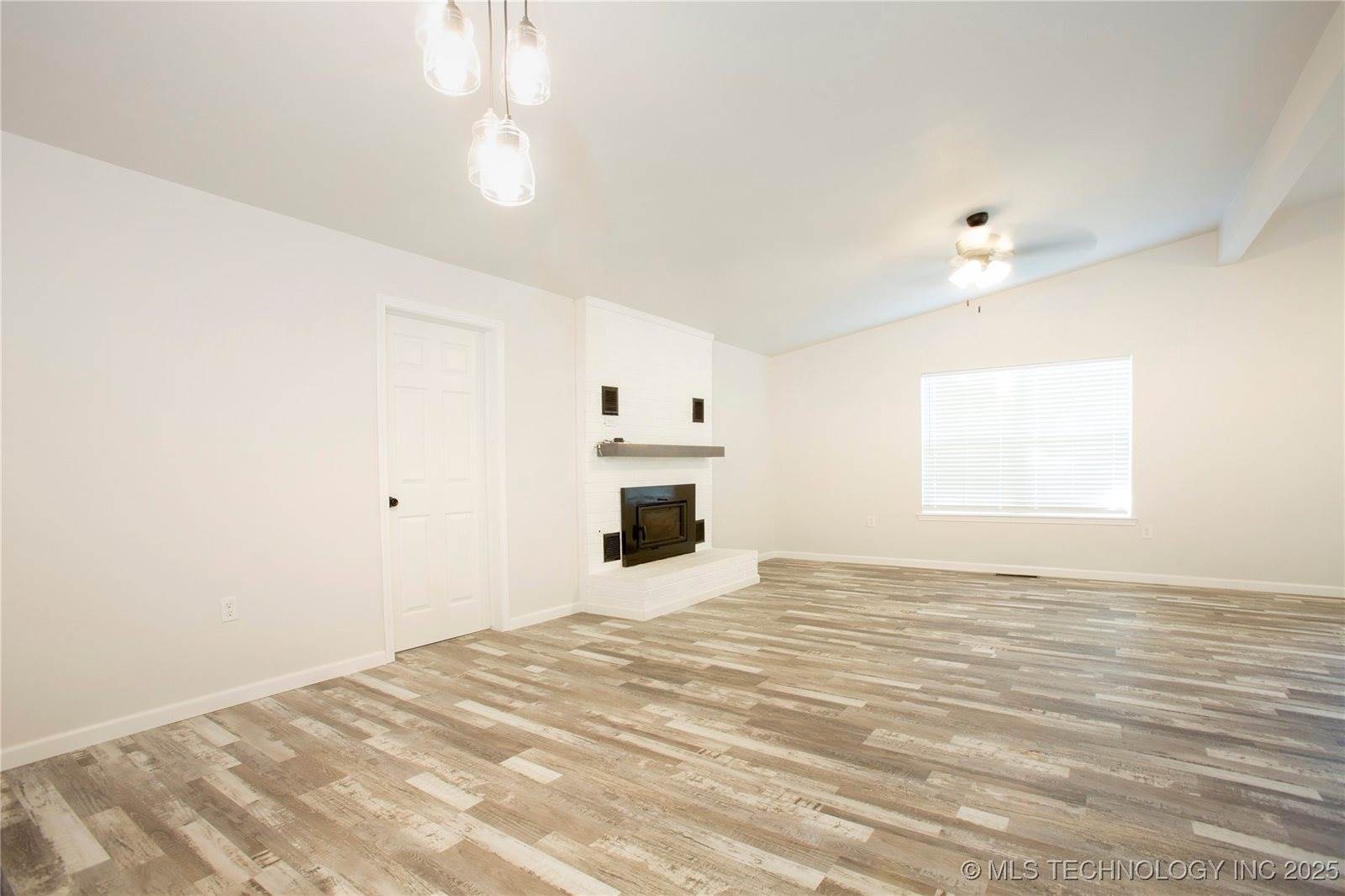 622 Lakeside, Checotah, OK 74426