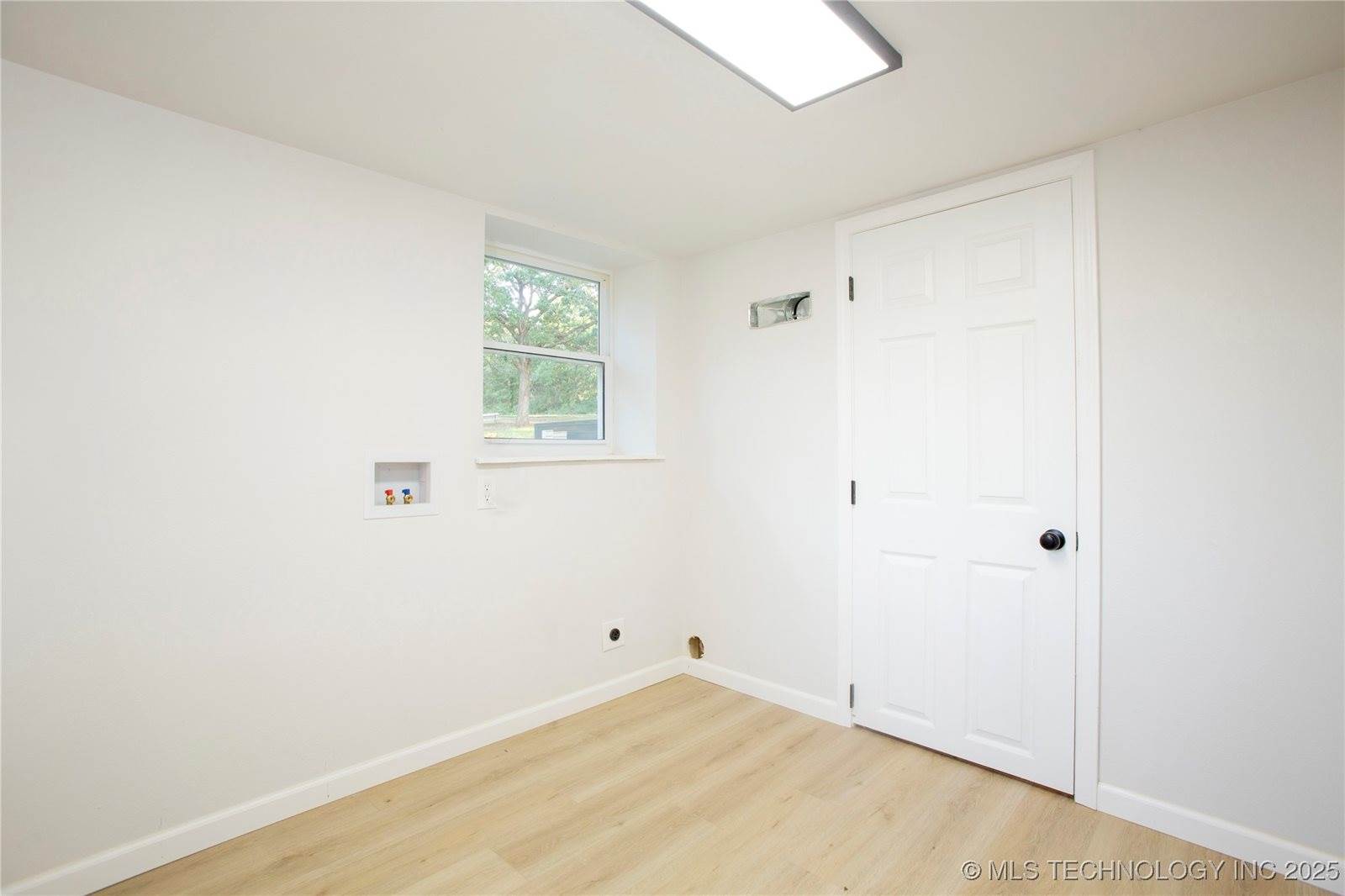 622 Lakeside, Checotah, OK 74426