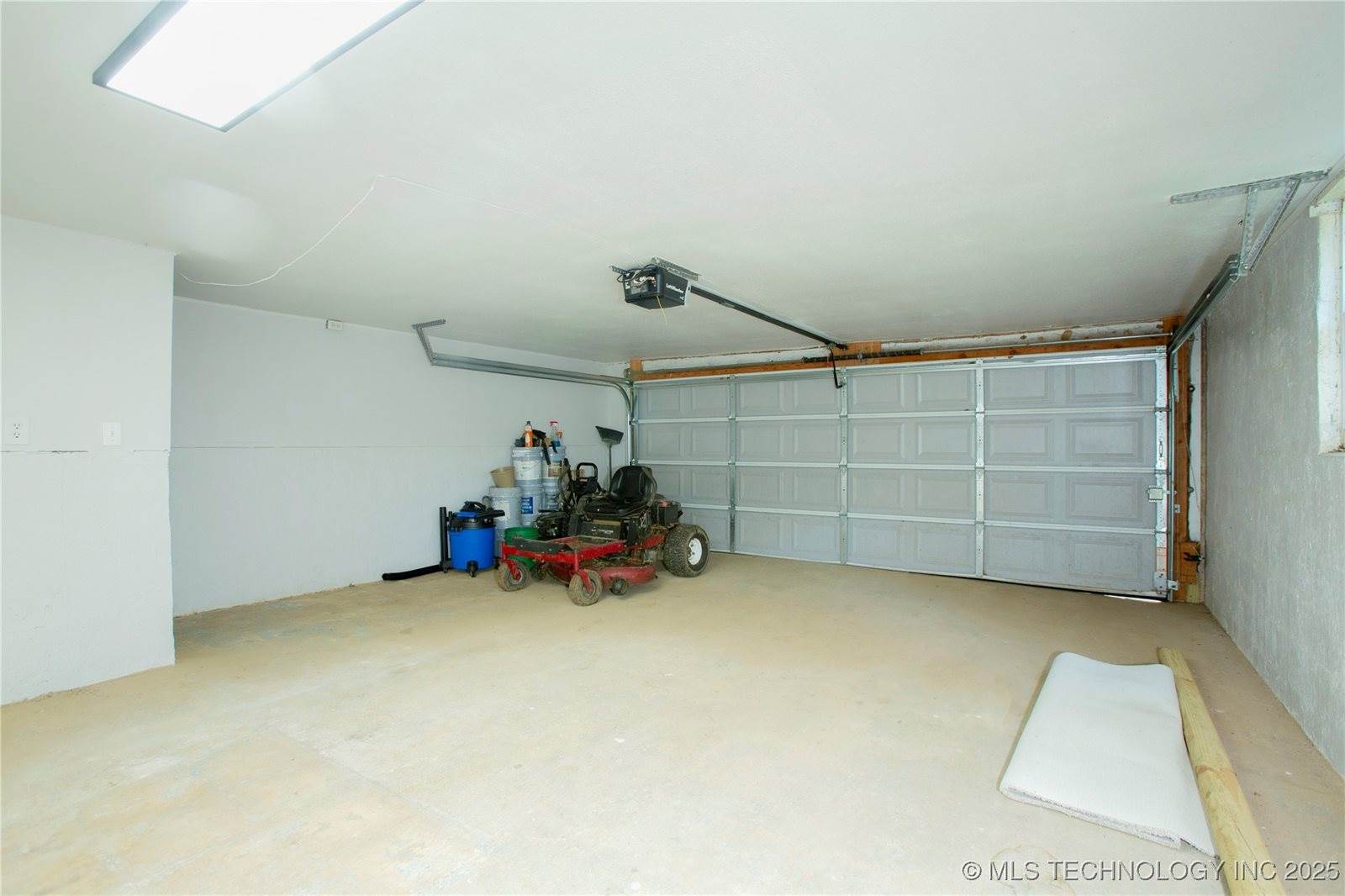 622 Lakeside, Checotah, OK 74426