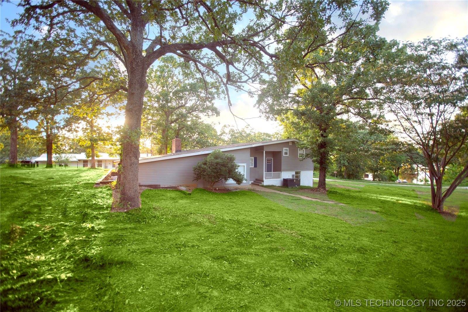 622 Lakeside, Checotah, OK 74426