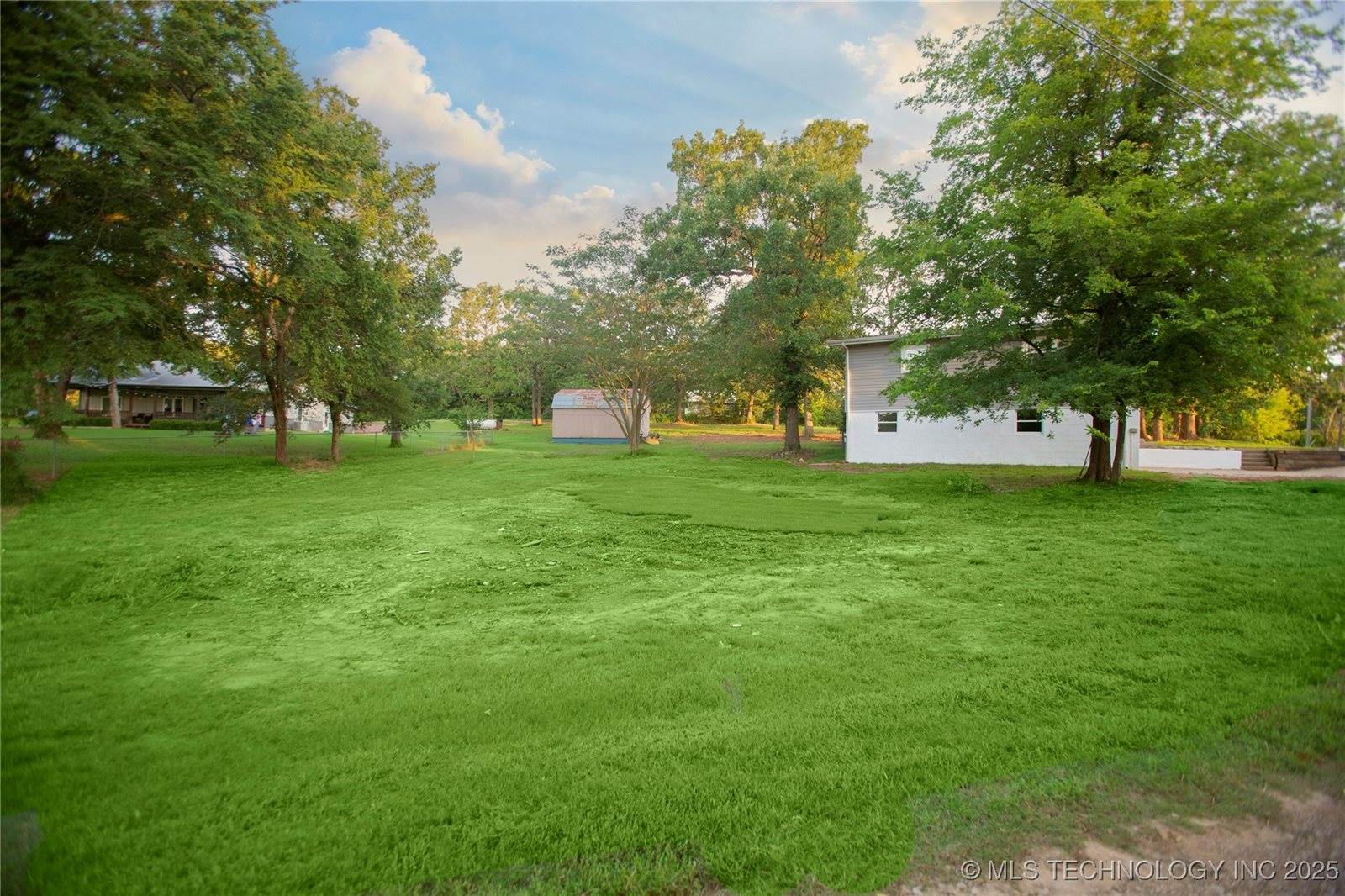 622 Lakeside, Checotah, OK 74426