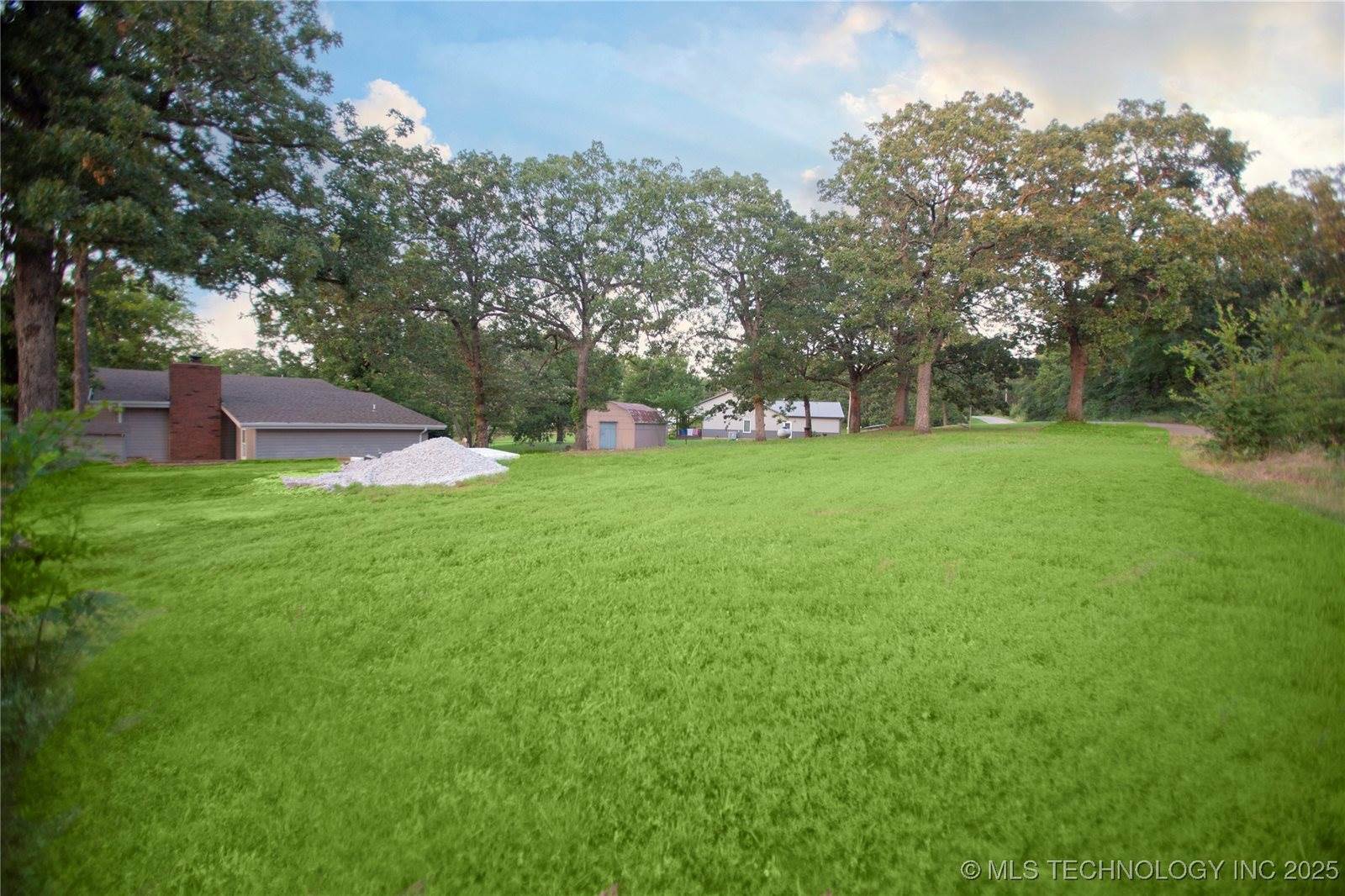 622 Lakeside, Checotah, OK 74426