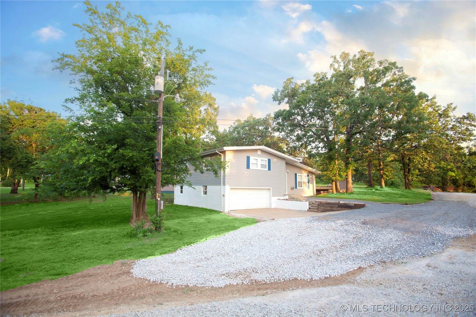 622 Lakeside, Checotah, OK 74426