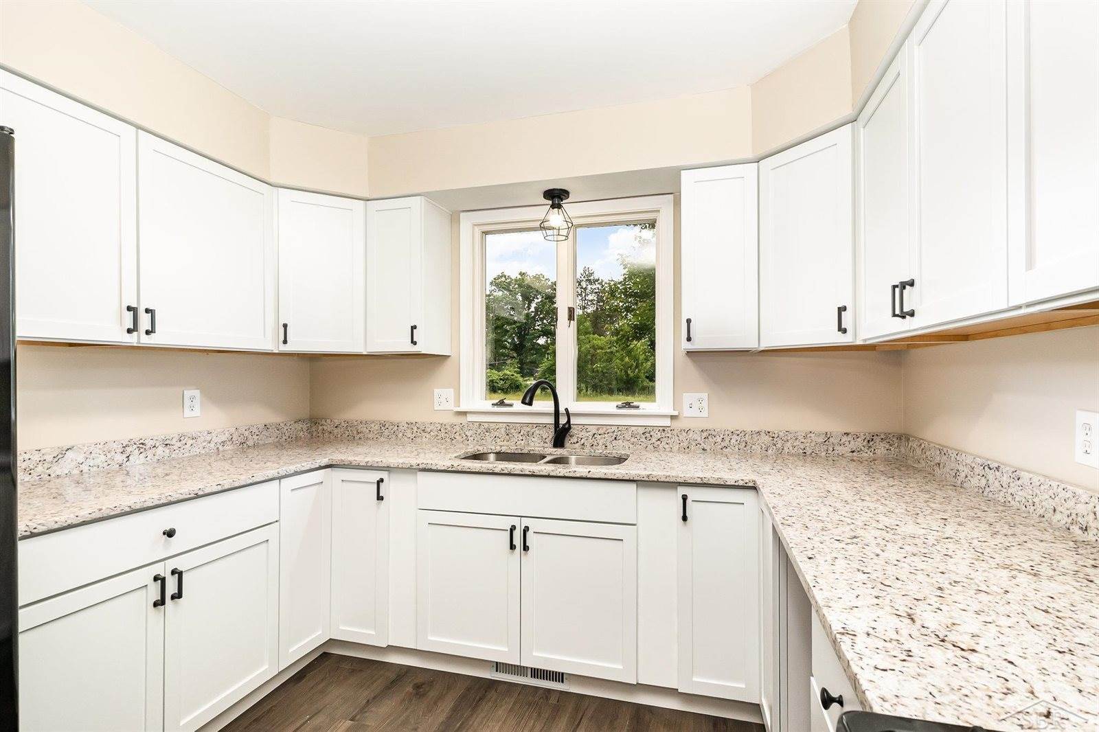 1200 E Moore Road, Saginaw, MI 48601