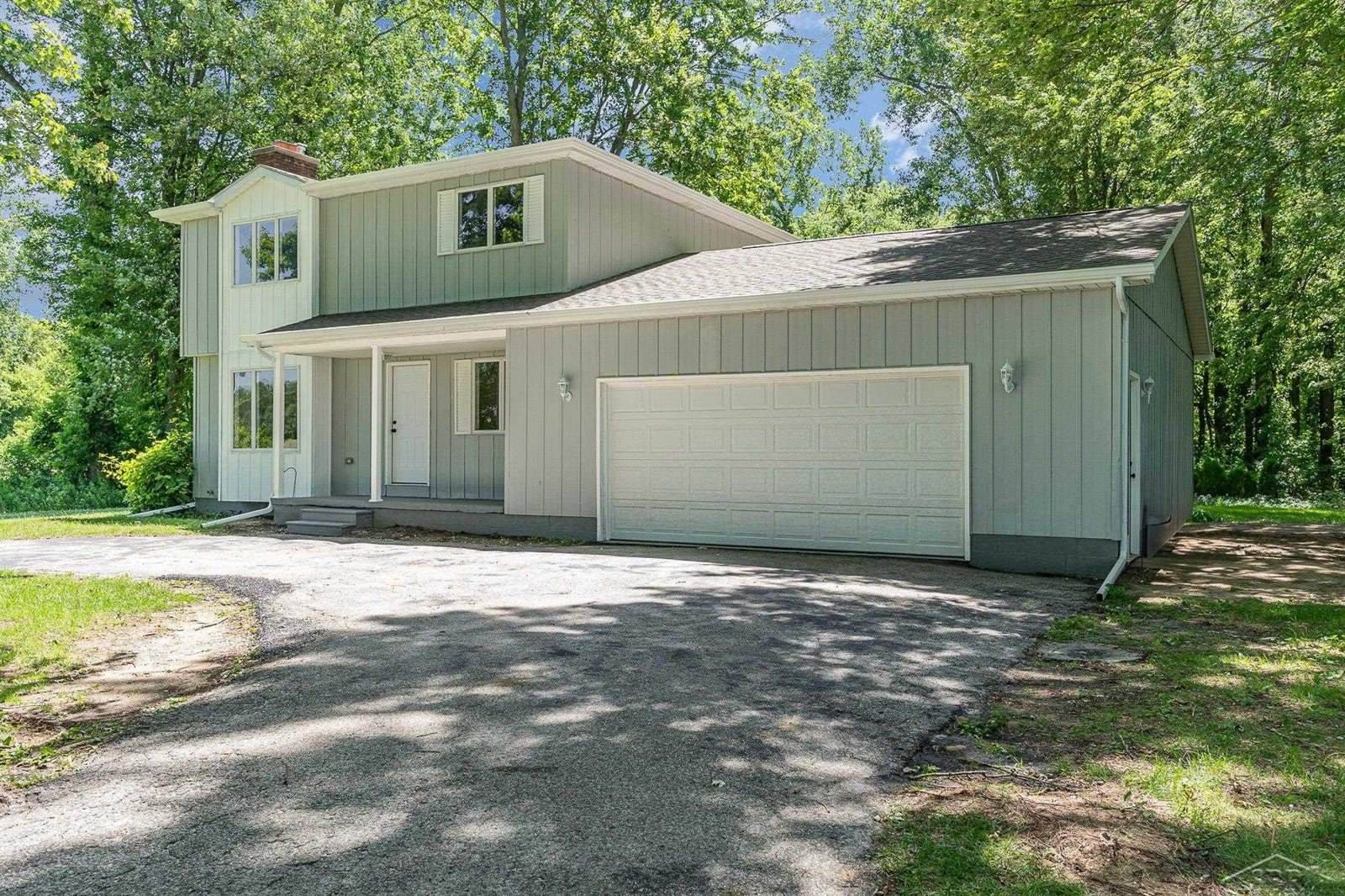 1200 E Moore Road, Saginaw, MI 48601