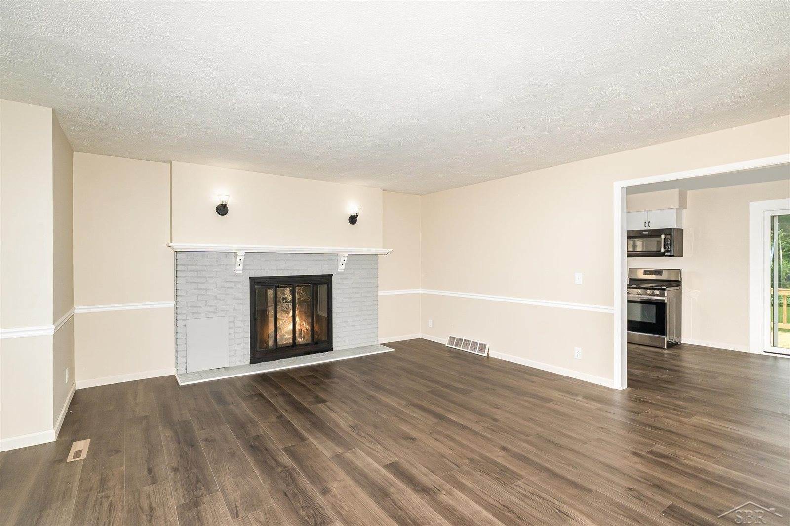 1200 E Moore Road, Saginaw, MI 48601