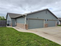 616 North Grandstone St, Kechi, KS 67067