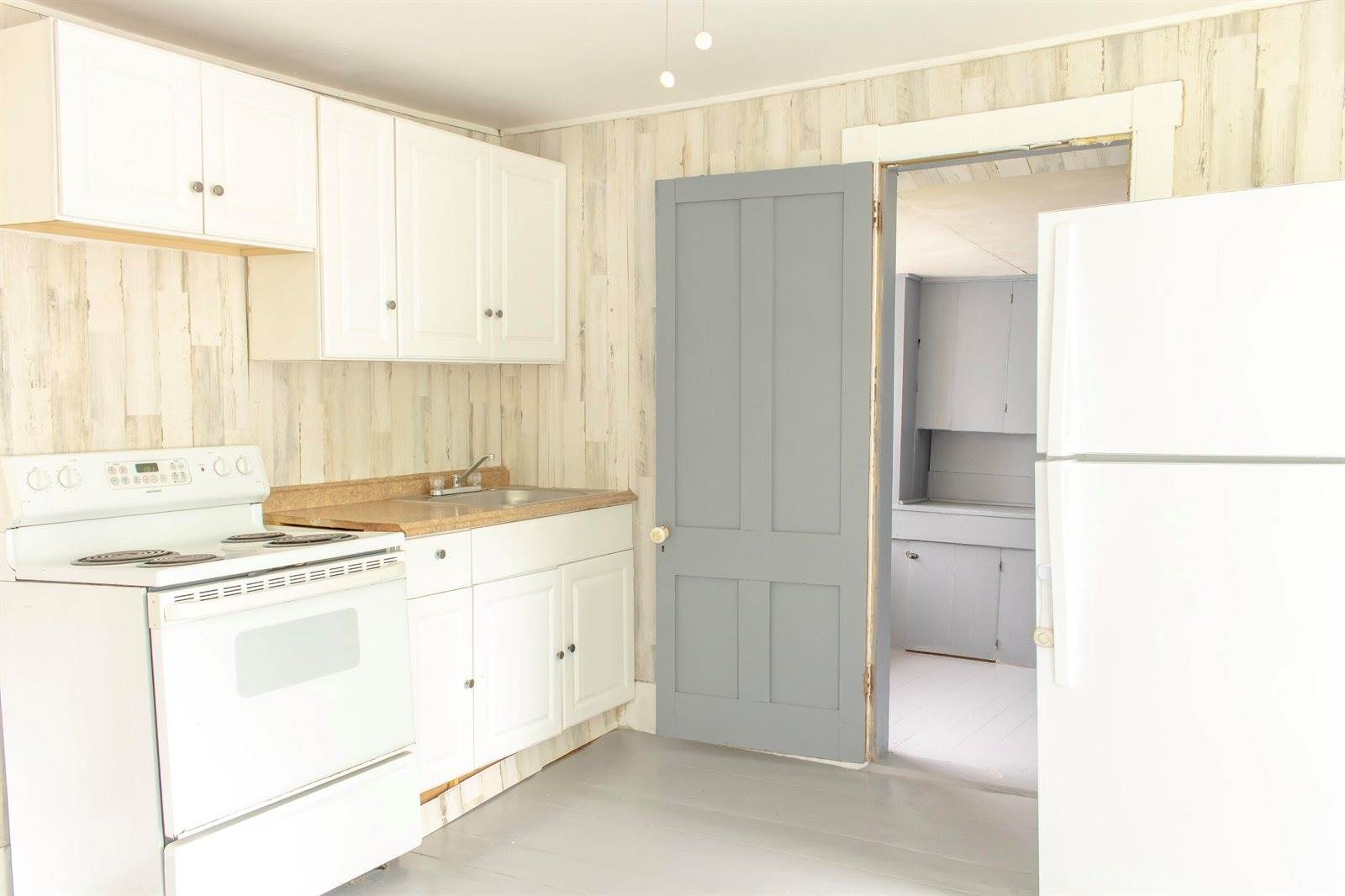 363 Shore Road, Ellsworth, ME 04605