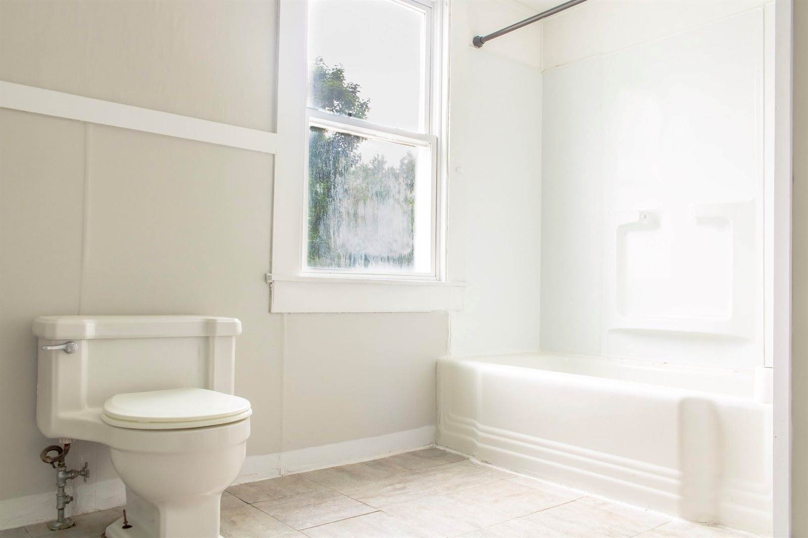 363 Shore Road, Ellsworth, ME 04605