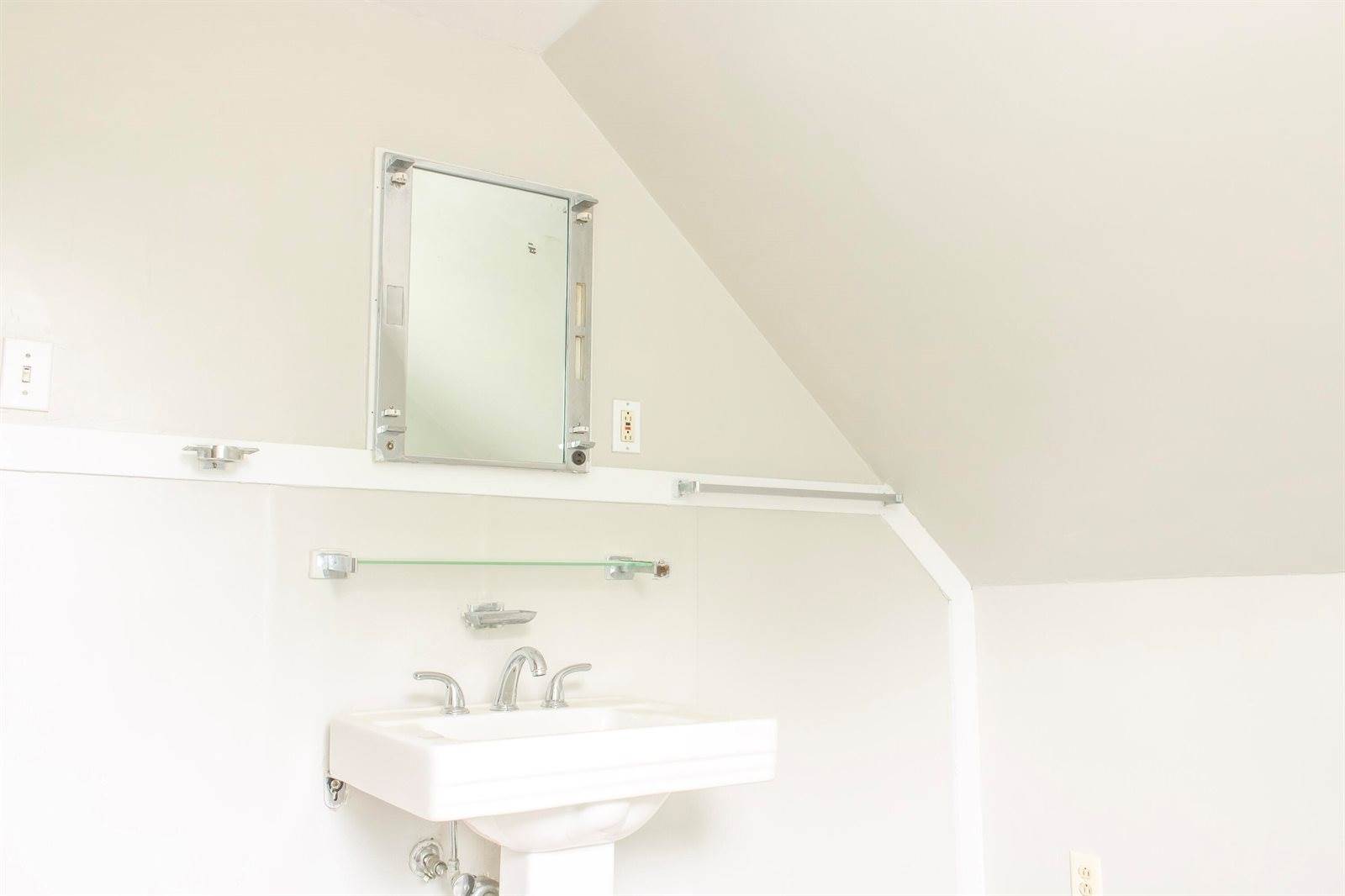 363 Shore Road, Ellsworth, ME 04605