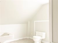 363 Shore Road, Ellsworth, ME 04605